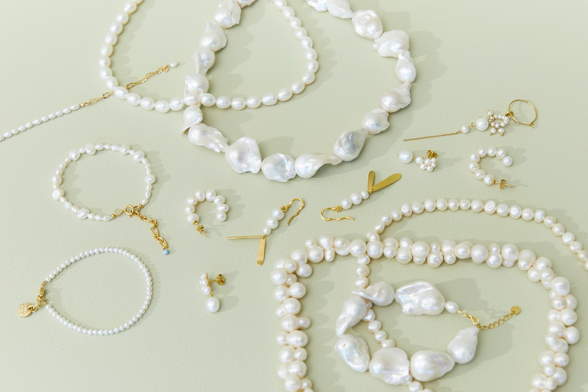 Ocean Treasure ørestikkere - forgyldt